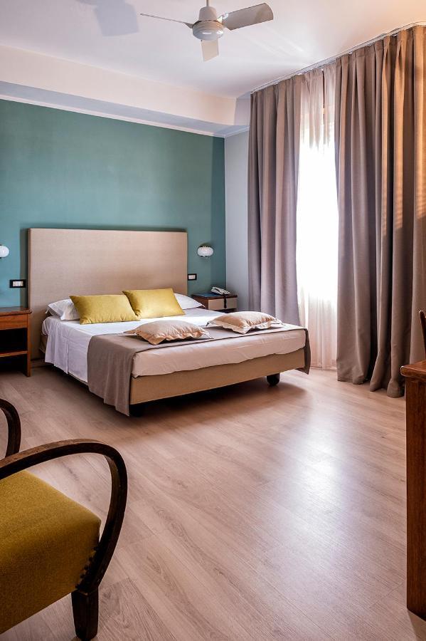 Albergo Cerchi Тортона Экстерьер фото